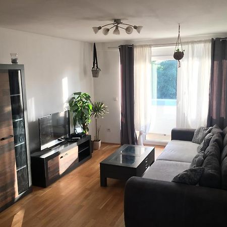 Moderne Wohnung An Der Messe Norimberga Esterno foto